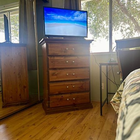 Vineyard Vista Suite With Tv And Private Bathroom Hemet Esterno foto