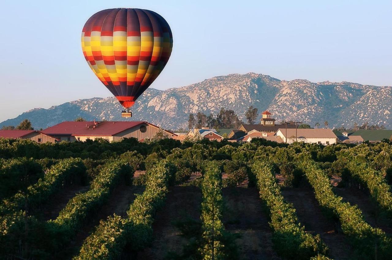 Vineyard Vista Suite With Tv And Private Bathroom Hemet Esterno foto
