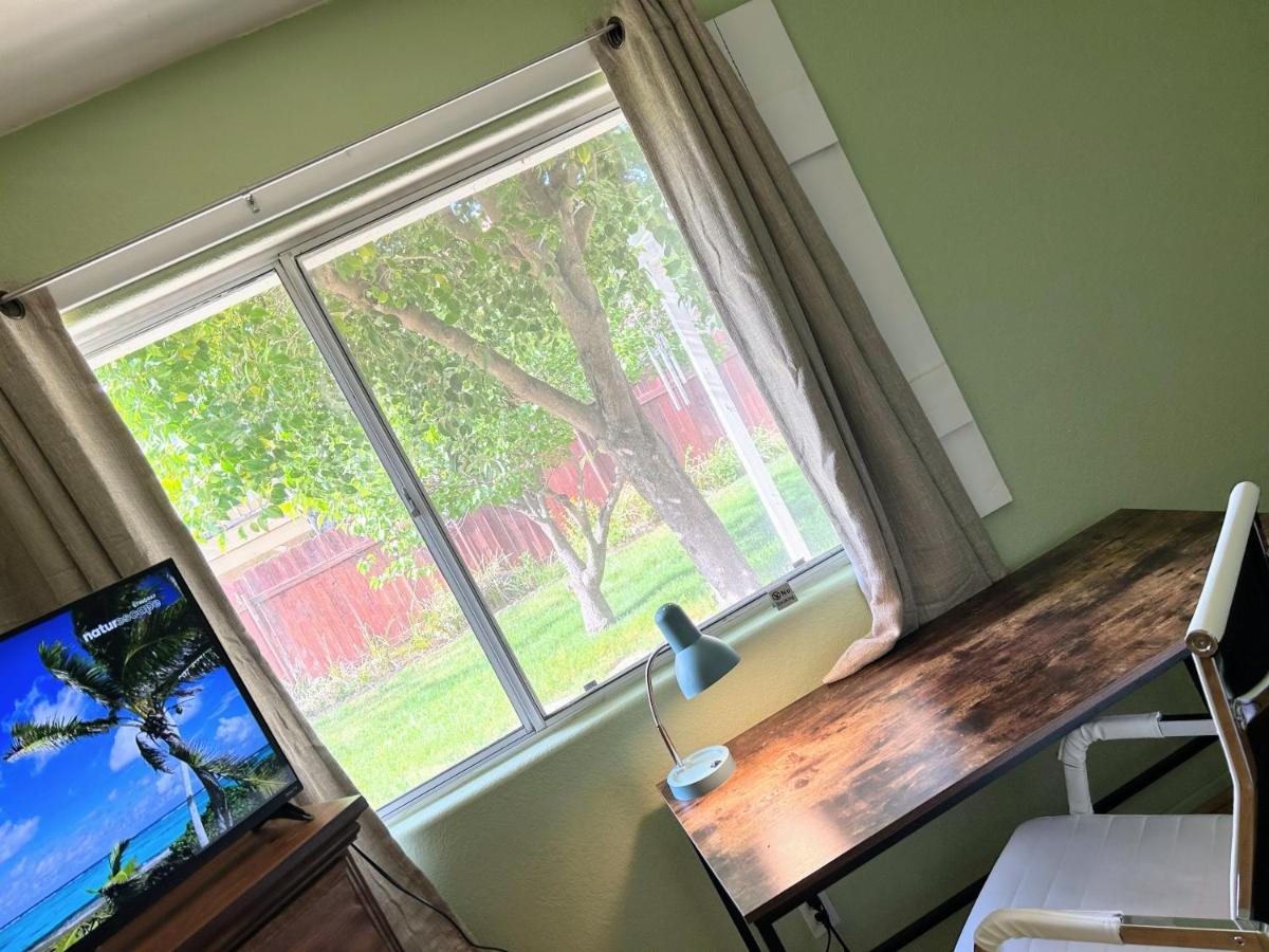 Vineyard Vista Suite With Tv And Private Bathroom Hemet Esterno foto